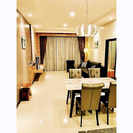 Imperial Grand Suite Apartment 쿠칭 외부 사진