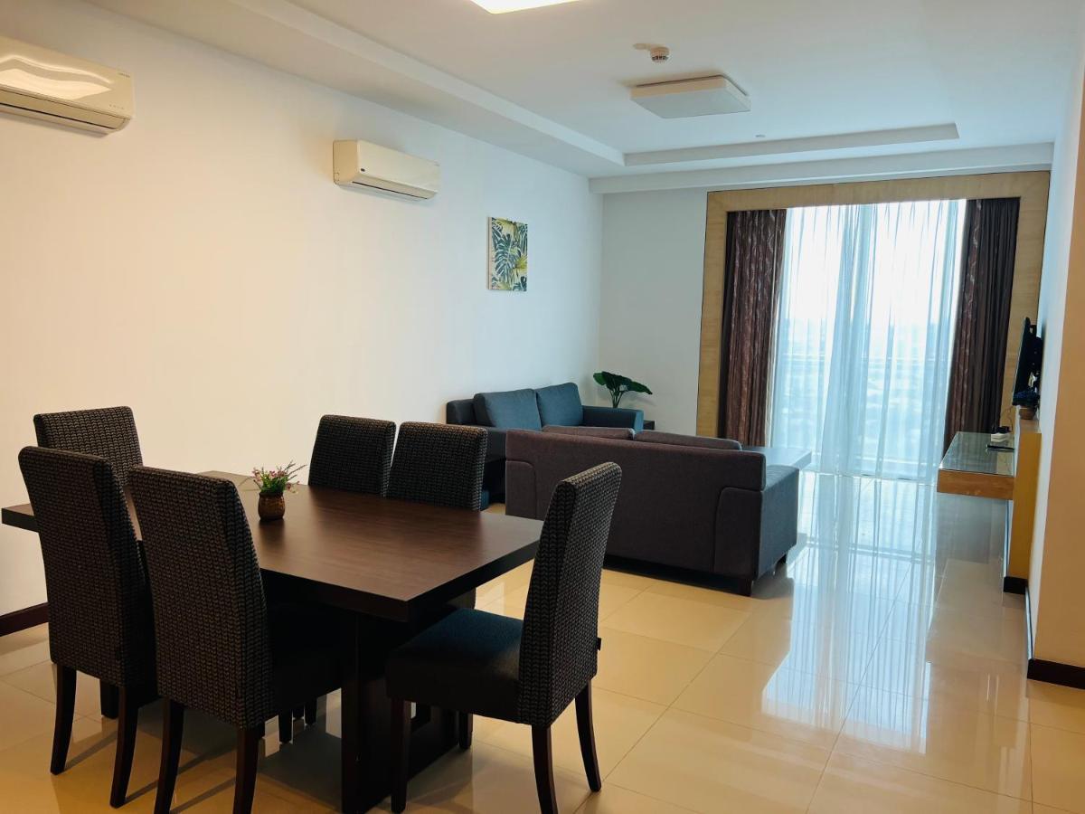 Imperial Grand Suite Apartment 쿠칭 외부 사진